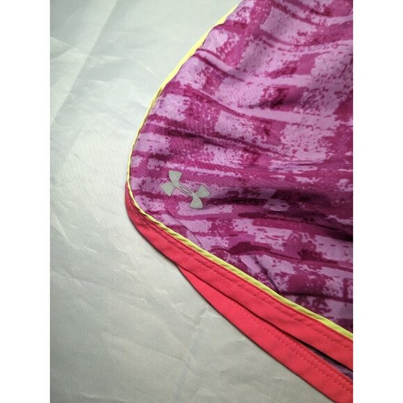 Under Armour Womens Size Small Pink Perfect Pace Running Shorts Heatgear Lined - Picture 3 of 12